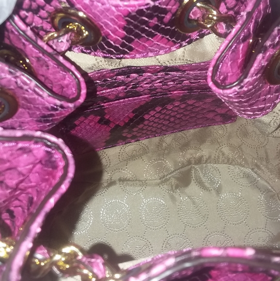 Handbag - Picture 2 of 4